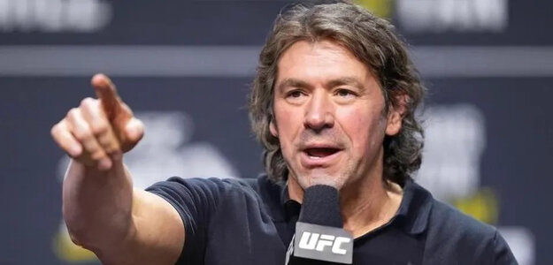 ufc-long-hair-edition-v0-7wlew7mkaxqd1.jpg