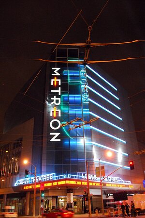 800px-Exterior,_Sony_Metreon,_SF_-_night.jpg