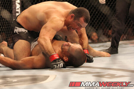Shogun-Rua-vs-James-Te-Huna-UFCFN33_0209.jpg