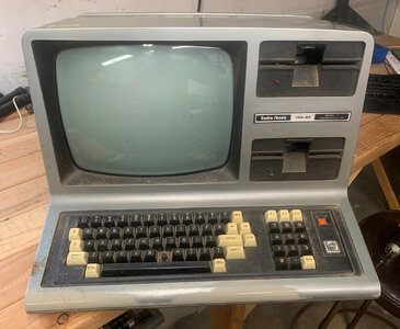 TRS 80.jpg