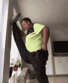 flexible-stretching.gif flexible-stretching.gif