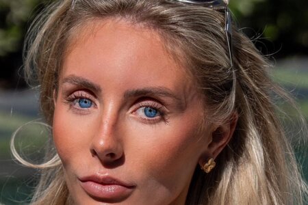Bonnie-Blue-C4-1-1.jpg Bonnie-Blue-C4-1-1.jpg