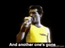76EEB56A-1DD9-42DB-89D8-ED123C6457D1.gif