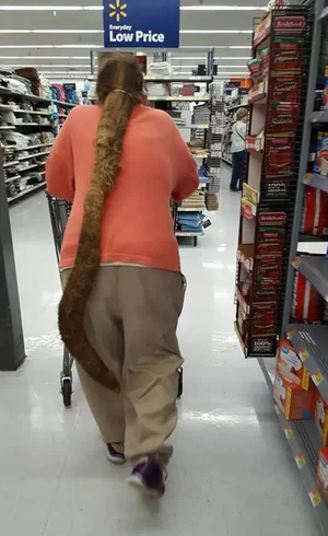 50-Of-The-Wildest-People-Of-Walmart-Photos51.webp