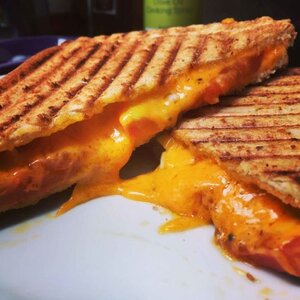 Cheese-tomato-onion-toasted-sadnwich-1024x1024.jpg