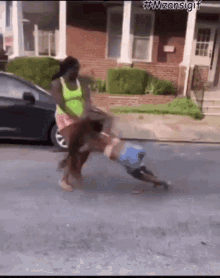 girl-fight2.gif girl-fight2.gif