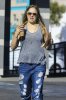 Ronda-Rousey-in-Ripped-Jeans--15-662x992.jpg