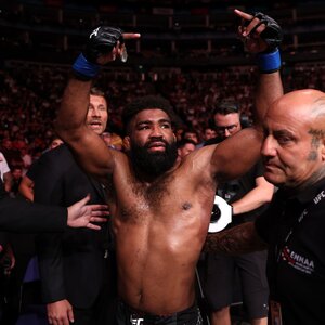 chriscurtisdivachamp.jpg