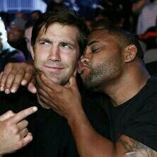 Daniel-Cormier-Gives-Luke-Rockhold-A-Kiss.jpg