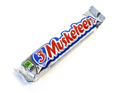 3-musketeers-1.92oz_1_9e226bbe-46fc-4962-a095-14800920799a.jpg